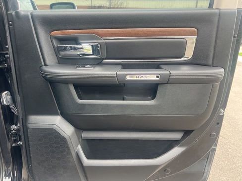 Used 2017 RAM 1500 Laramie w/ Convenience Group image 13