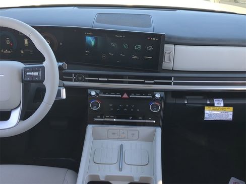 New 2026 Hyundai Santa Fe SE image 14