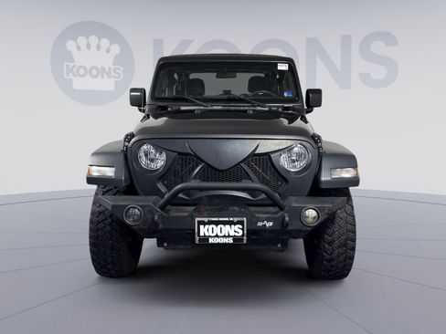 Used 2019 Jeep Wrangler Sport image 11