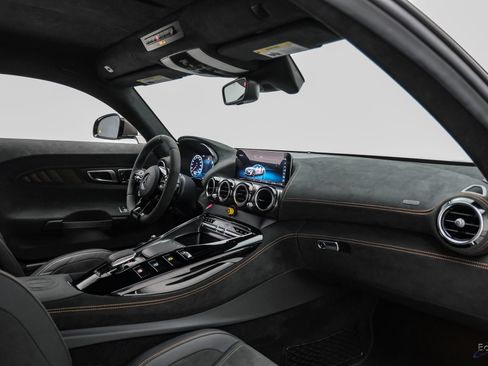 Used 2021 Mercedes-Benz AMG GT Black Series image 63