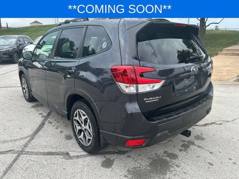 Used 2019 Subaru Forester Premium AWD/4WD image 8