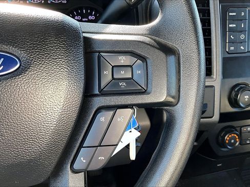 Used 2020 Ford F350 Lariat image 23