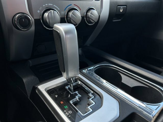 Used 2019 Toyota Tundra SR5 w/ Convenience Package AWD/4WD image 41