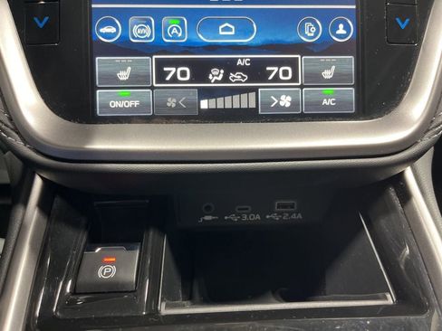 Used 2024 Subaru Outback Premium image 27