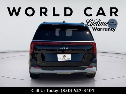 New 2026 Kia Carnival EX FWD image 5