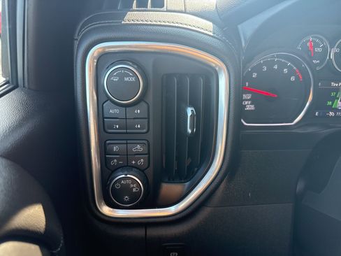 Used 2021 Chevrolet Silverado 1500 RST image 36