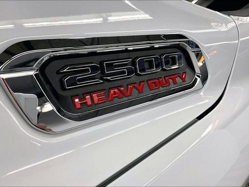 Used 2024 RAM 2500 Big Horn AWD/4WD image 35