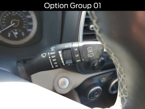 Used 2020 Hyundai Venue Denim image 19