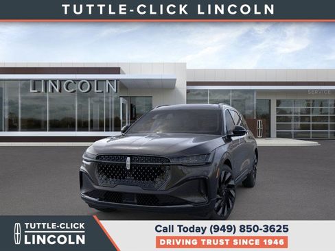 New 2026 Lincoln Nautilus Black Label w/ Jet Appearance Package image 2