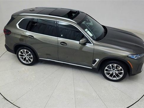 Used 2026 BMW X5 sDrive40i image 75