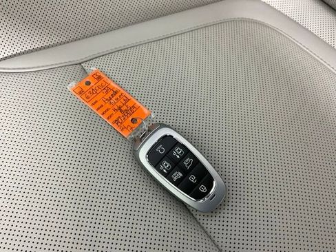 Used 2024 Hyundai Tucson Limited image 47