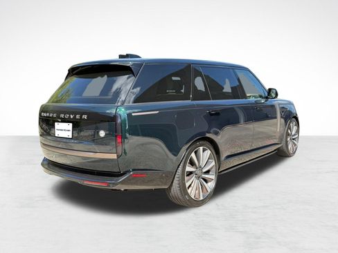 New 2026 Land Rover Range Rover SV AWD/4WD image 8