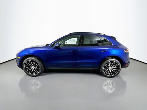 Certified 2026 Porsche Macan AWD/4WD image 2