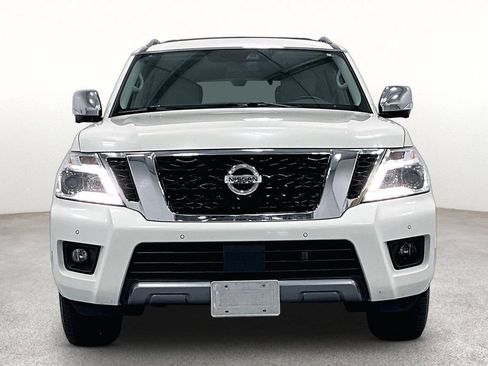 Used 2019 Nissan Armada Platinum w/ Captain's Chairs Package RWD image 4