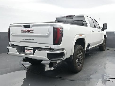 Used 2024 GMC Sierra 2500 AT4 w/ AT4 Premium Plus Package AWD/4WD image 6