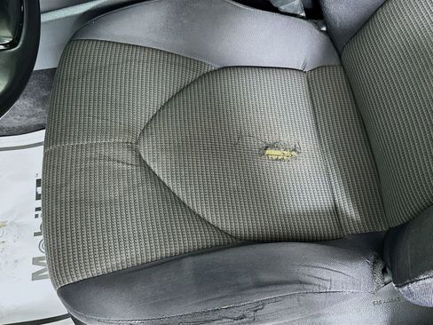 Used 2022 Toyota Highlander LE FWD image 20
