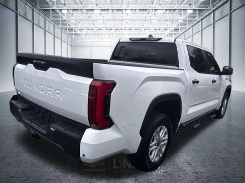 Used 2026 Toyota Tundra SR5 w/ SR5 Convenience Package AWD/4WD image 4