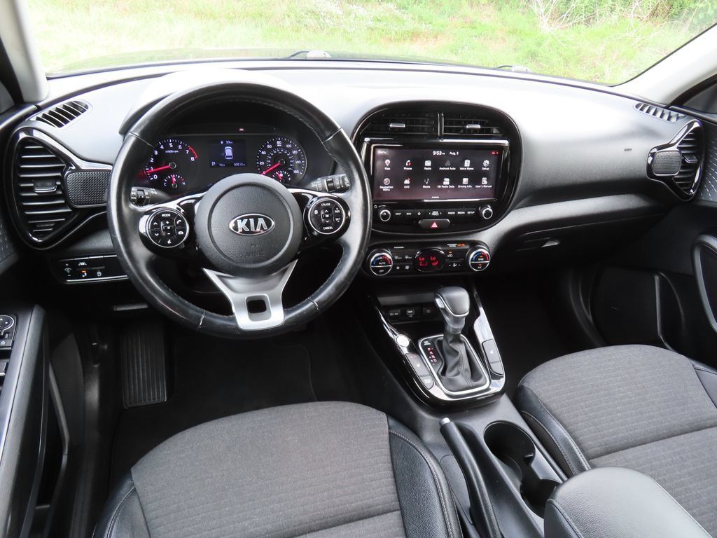 Used 2020 Kia Soul EX w/ Option Group 015 FWD image 4