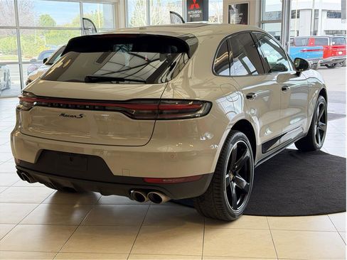 Used 2021 Porsche Macan S image 5
