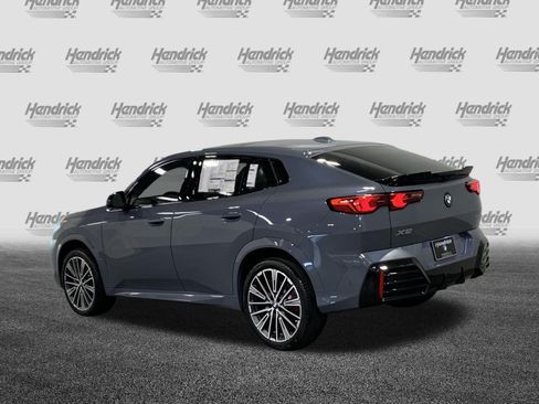 Used 2026 BMW X2 xDrive28i AWD/4WD image 6