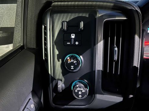 Used 2019 Chevrolet Silverado 2500 LTZ w/ Duramax Plus Package image 32