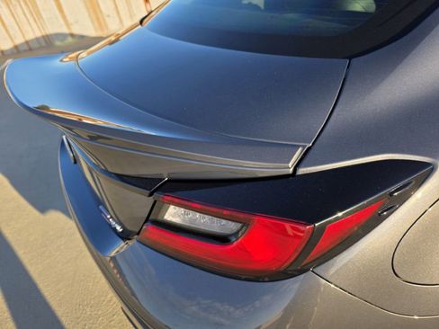 Used 2024 Toyota GR86 Premium image 12