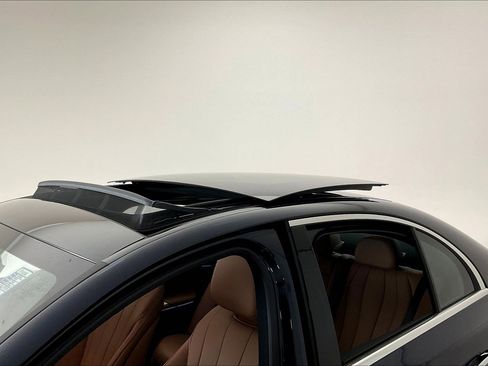 New 2026 Mercedes-Benz E 350 4MATIC Sedan image 25
