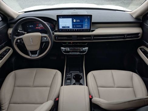Used 2026 Lincoln Corsair Premiere FWD image 14