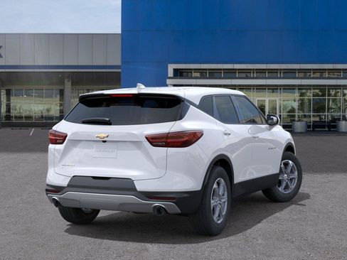 New 2026 Chevrolet Blazer LT FWD image 4