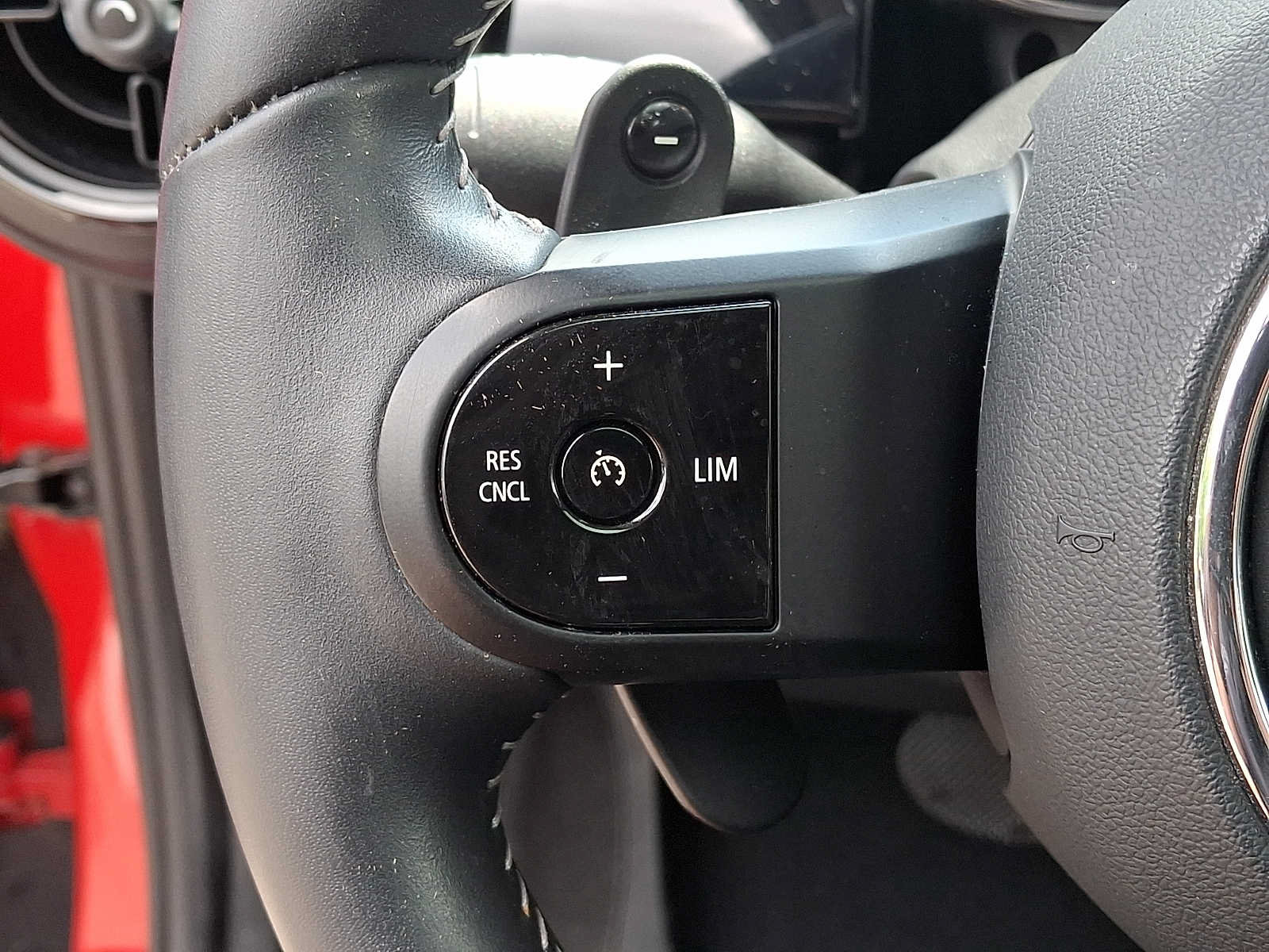 Used 2024 MINI Cooper S FWD image 23