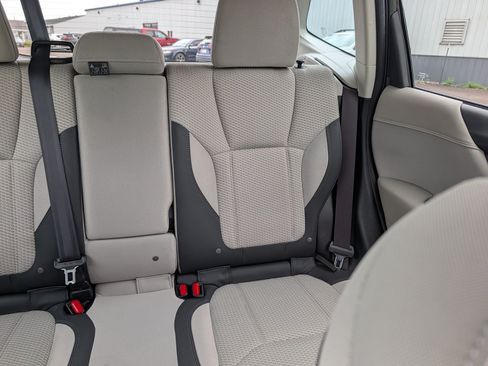 Used 2024 Subaru Forester Premium AWD/4WD image 14