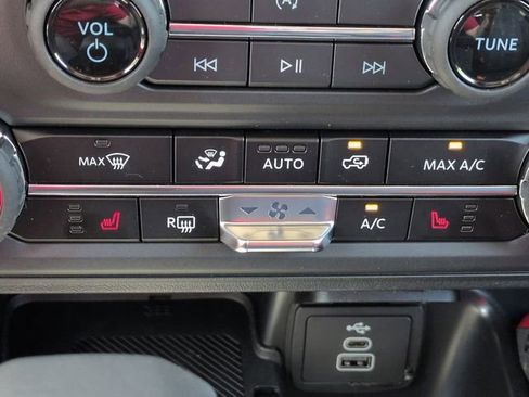 New 2026 Ford Bronco Heritage Edition AWD/4WD image 23