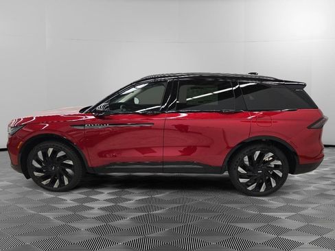 New 2026 Lincoln Nautilus Reserve w/ Jet Appearance Package image 4