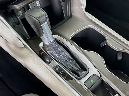 Used 2019 Honda Accord LX image 23