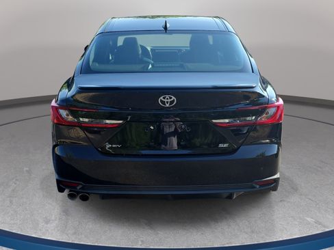 Used 2025 Toyota Camry SE w/ Multimedia Upgrade Package FWD image 6