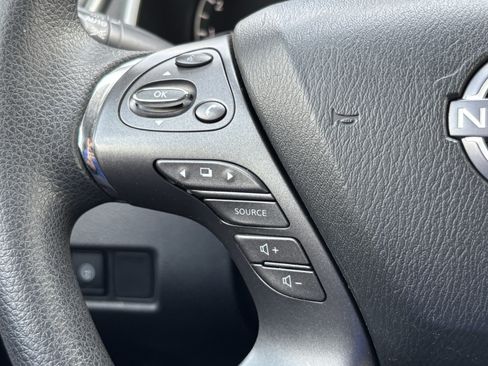 Used 2023 Nissan Murano S AWD/4WD image 19