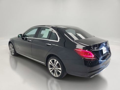 Used 2019 Mercedes-Benz C 300 4MATIC Sedan image 5