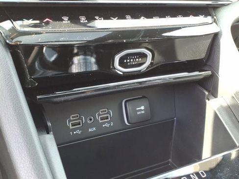 New 2026 Jeep Grand Cherokee L Limited AWD/4WD image 19