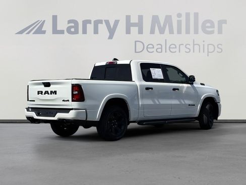 Used 2026 RAM 1500 Big Horn AWD/4WD image 6