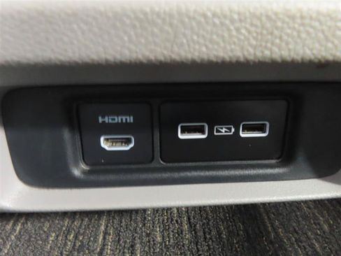 Used 2023 Honda Odyssey Touring image 32
