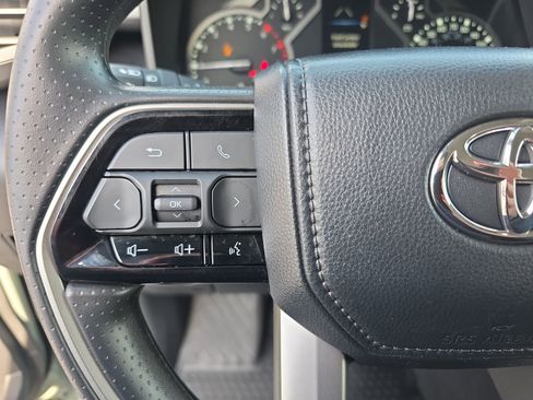 Used 2024 Toyota Tundra SR5 w/ SR5 Convenience Package image 17