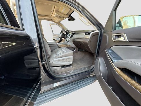 Used 2018 GMC Yukon Denali w/ Open Road Package AWD/4WD image 34