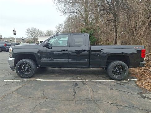 Used 2018 Chevrolet Silverado 1500 LT image 8