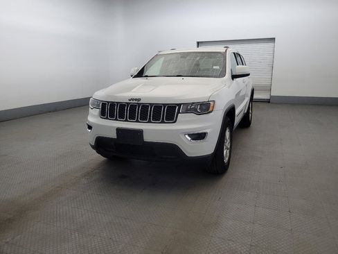 Used 2020 Jeep Grand Cherokee Laredo AWD/4WD image 15
