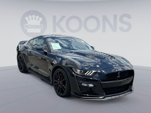 Used 2020 Ford Mustang Shelby GT500 w/ Technology Package RWD image 18