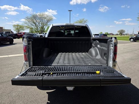 Used 2014 Ford F150 Raptor w/ Equipment Group 801A Luxury AWD/4WD image 16