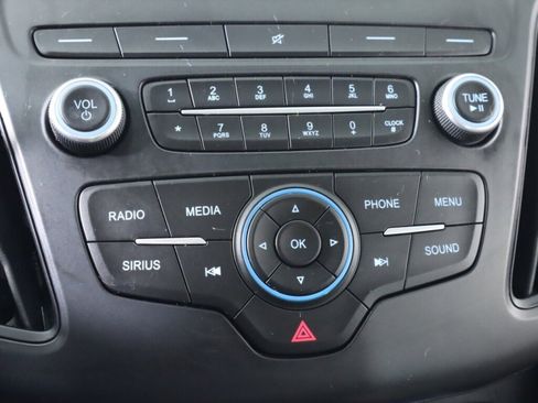 Used 2018 Ford Focus SE image 20