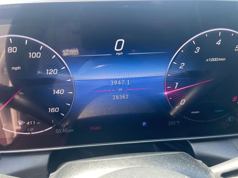 Used 2024 Mercedes-Benz GLC 300 image 40