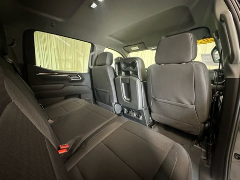 Certified 2026 Chevrolet Silverado 1500 RST AWD/4WD image 18