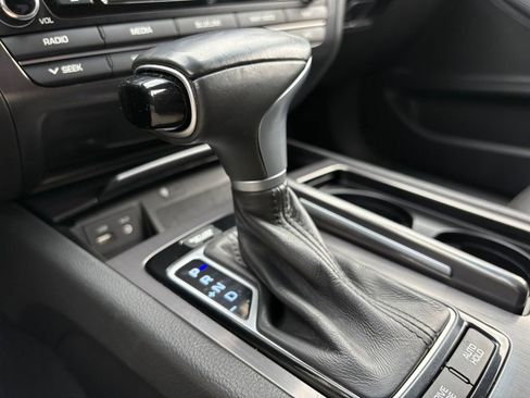 Used 2018 Genesis G80 3.8 w/ Option Group 02 image 28